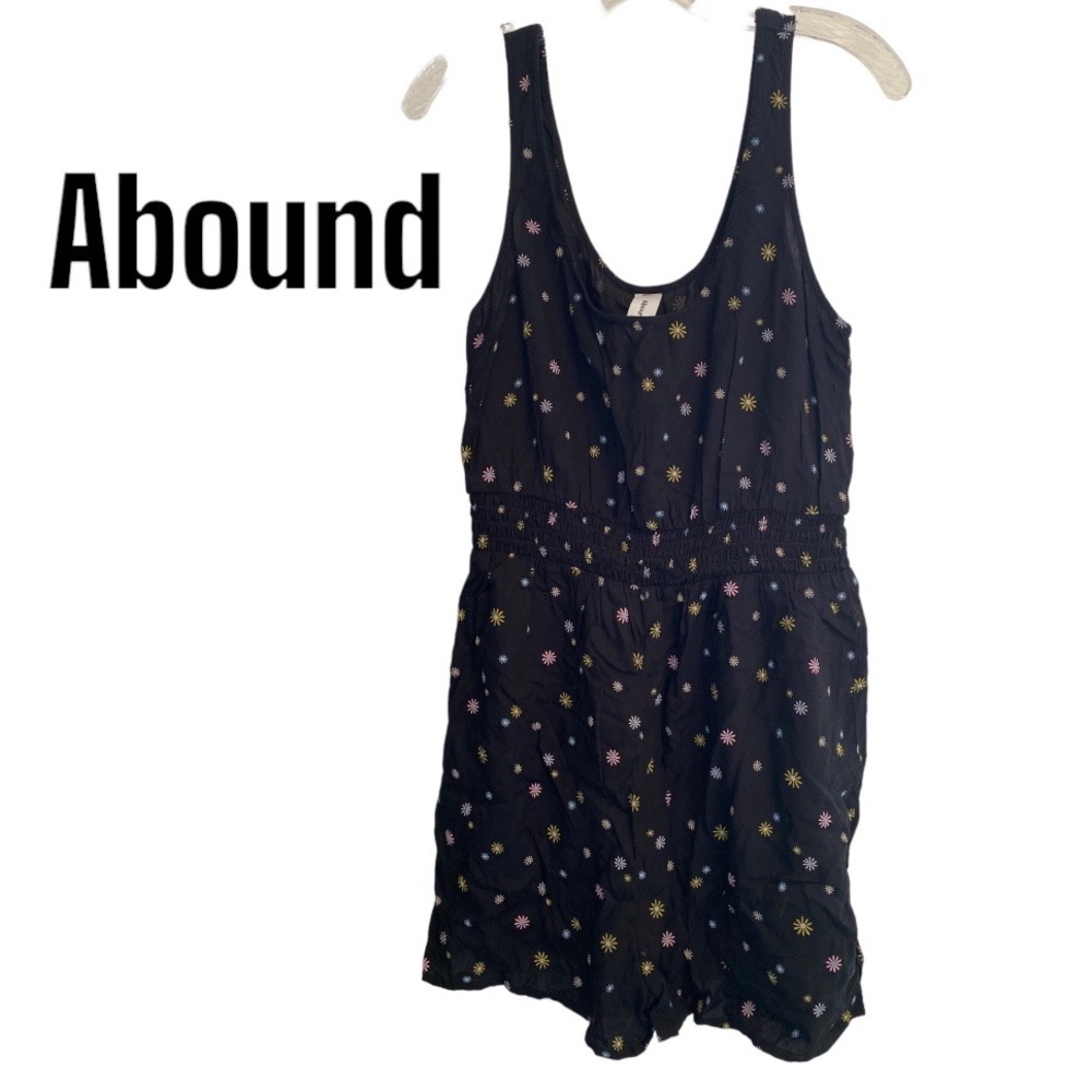 Abound Black Sleeveless Floral Romper S